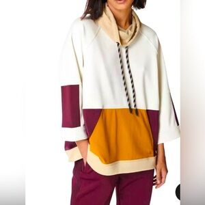 Sweaty Betty mix it up color block top